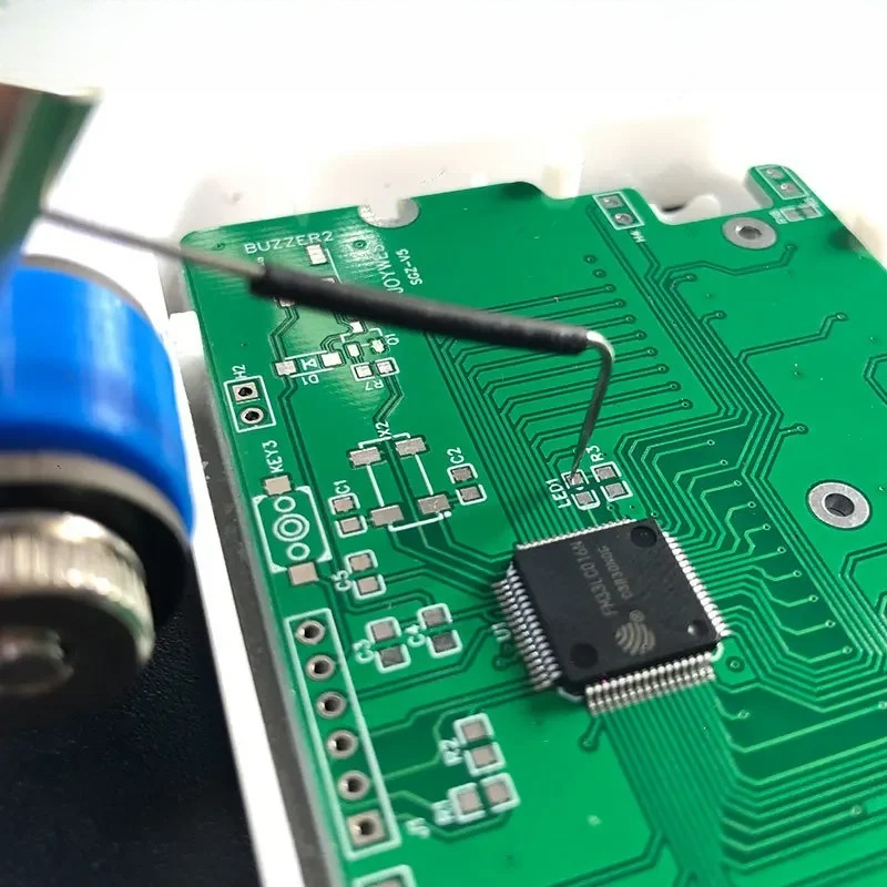 قطعتان من مسبار أداة لحام إلكت - مراجعة Diy Electronics Tools وسعره